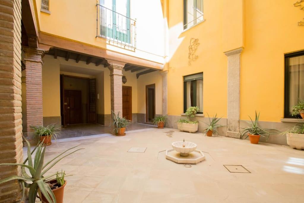 דירות גרנדה Corrala De San Anton. Alcaiceria מראה חיצוני תמונה